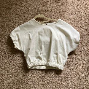 NWOT Line and Dot Puff Sleeve Top